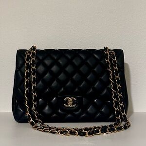 Vintage CHANEL CLASSIC 11.12 HANDBAG Black Lambskin Shoulder Bag w Gold Hardware